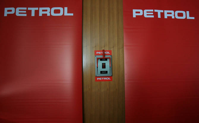 670x420 petrol_22