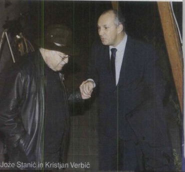 Deset let_stricev_iz_ozadja