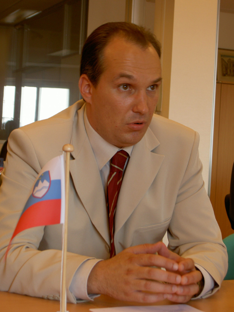 PICT5657_small.jpg